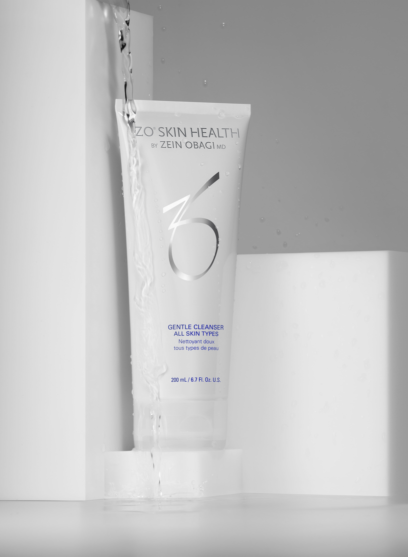 Gentle Cleanser that removes impurities for refreshed, revitalized skin, maintaining moisture balance.